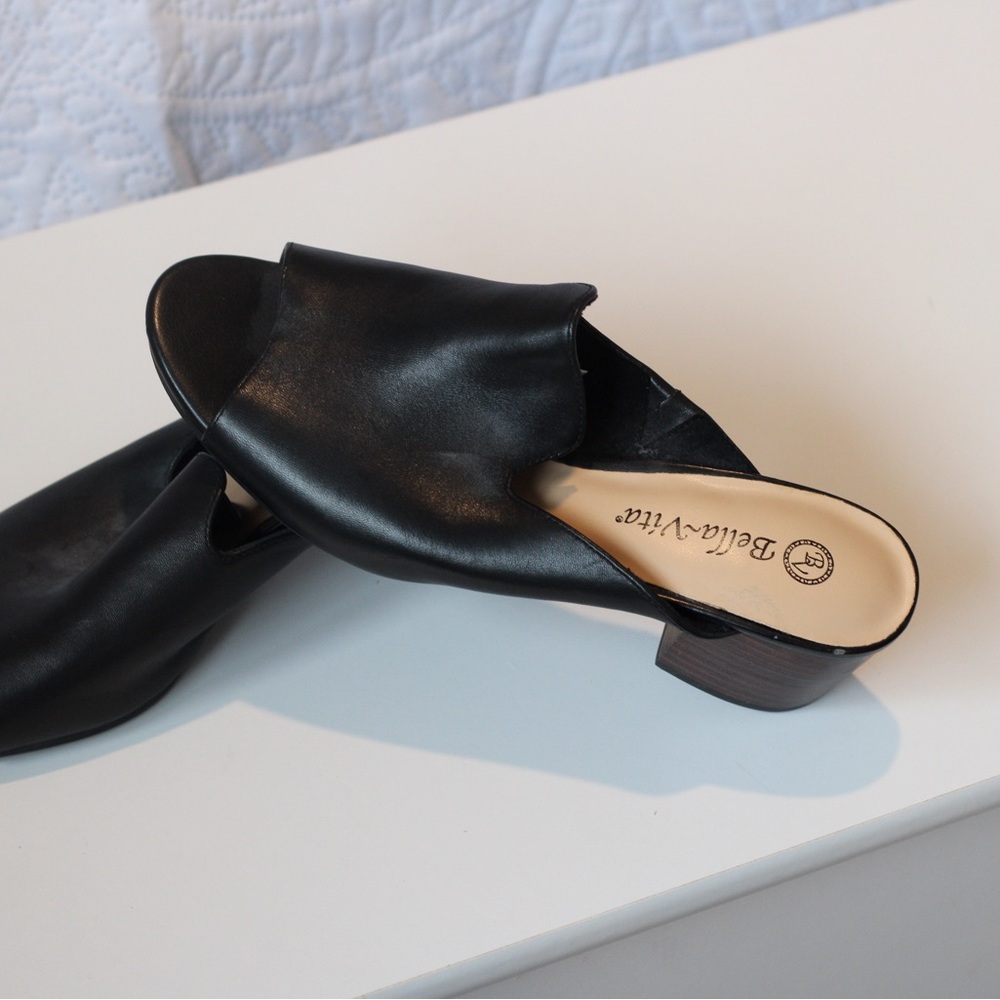 Source Unknown Black Open-Toe Mules - image 2